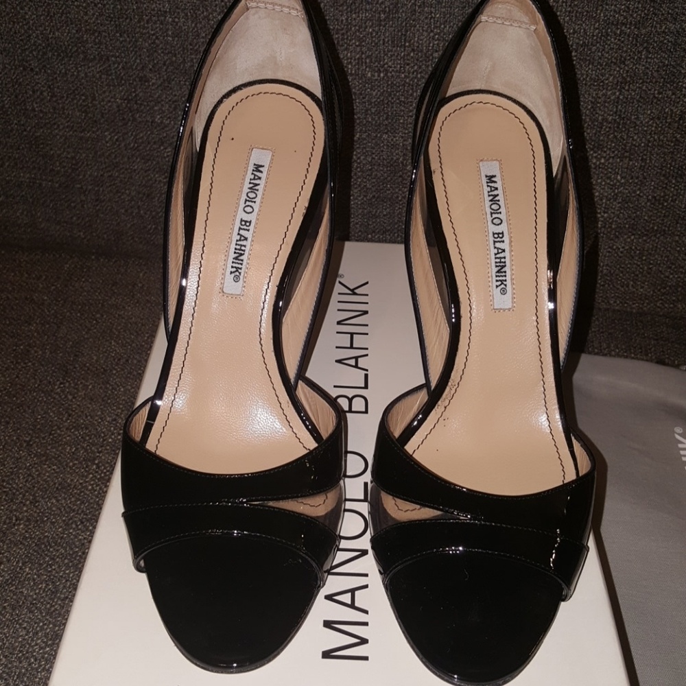 Classic veryyy sexy black stilettos!!!
